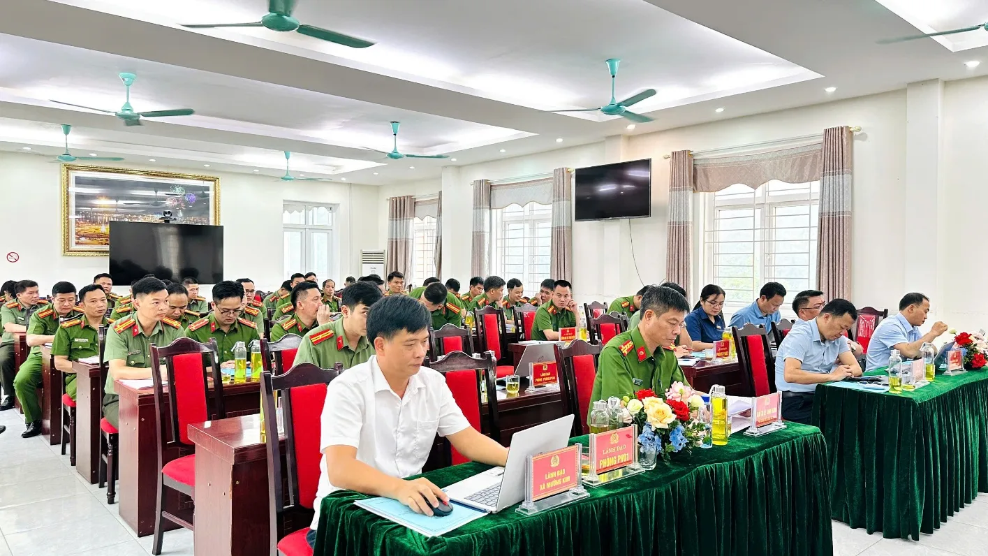 Công an 04 xã Than Uyên, Mường Than, Mường Kim, Khoen On sơ kết công tác 6 tháng đầu năm 2026