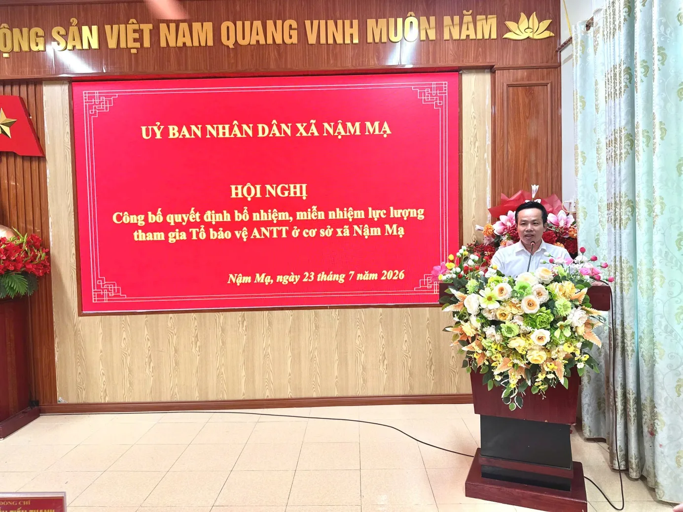 Đồng chí Ngô Văn Giang - Phó Bí thư Đảng ủy, Chủ tịch UBND xã phát biểu chỉ đạo, giao nhiệm vụ
