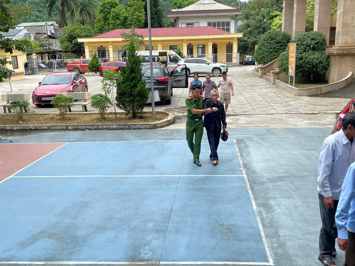 Nối nhịp tri ân bằng những việc làm thiết thực hướng về Ngày Thương binh - Liệt sĩ 27/7